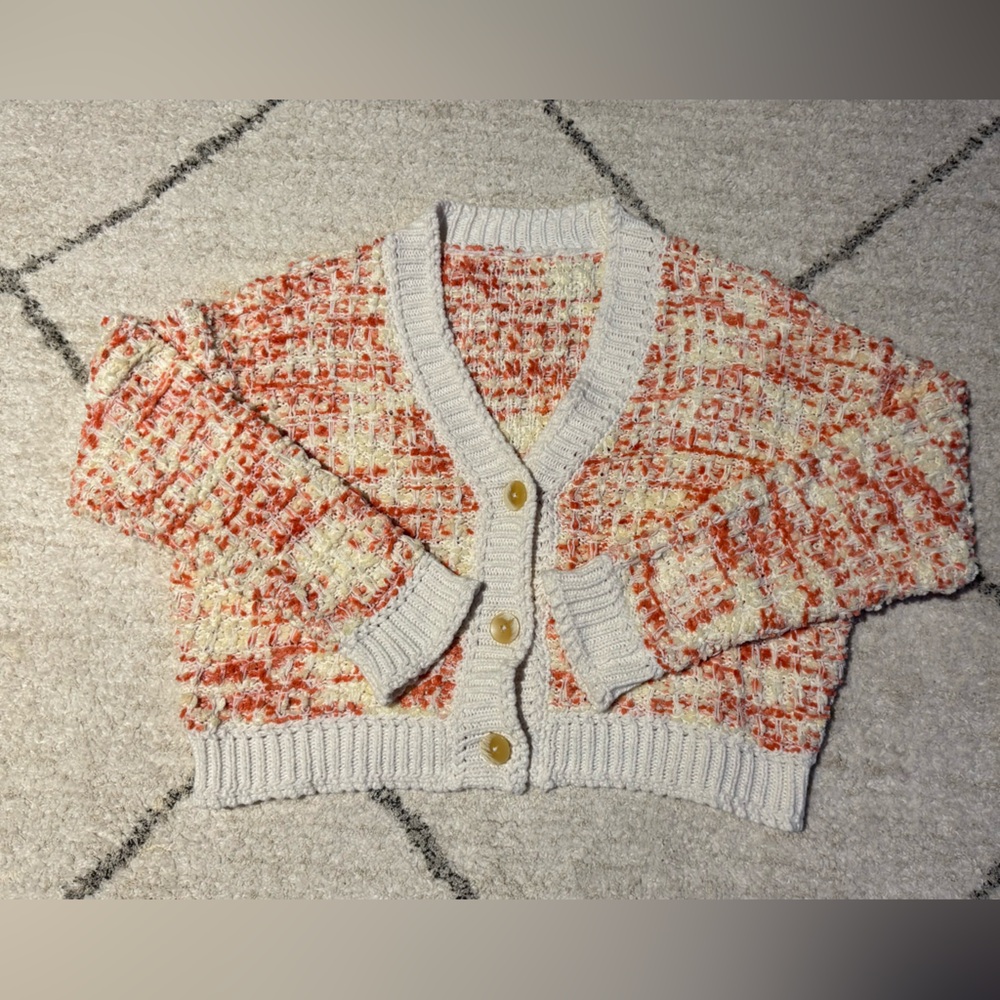 Women weave coral cardigan